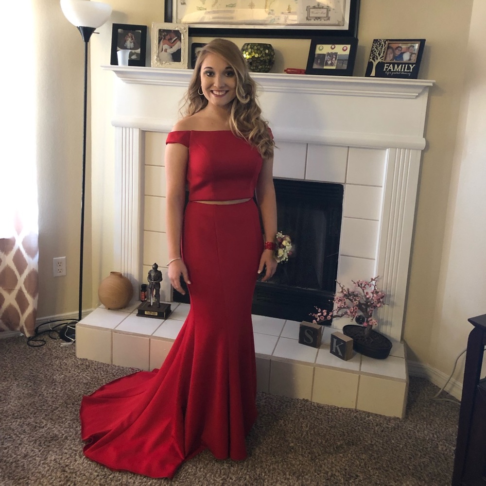 Red Prom Dress - Picture 4 of 4